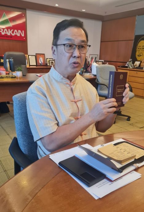 大年初三见报:联访:刘华才