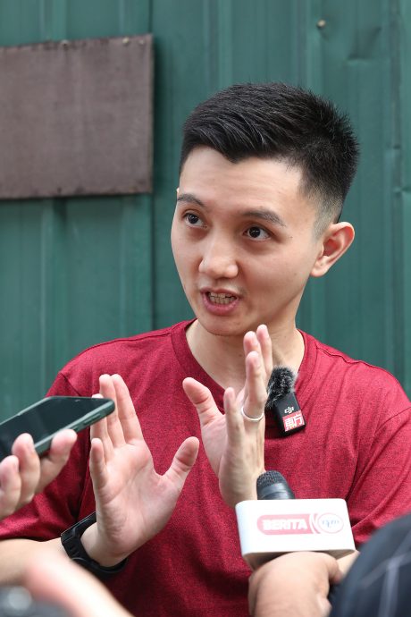 大都会/封面/沙叻秀公寓业主和平请愿/6图