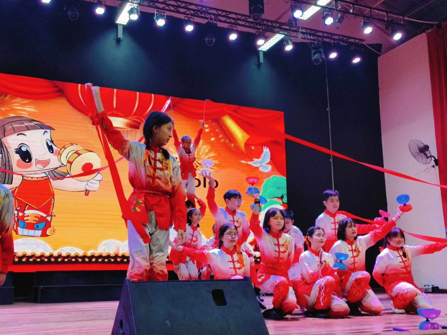 大都会/敦拉萨镇国席新春团拜/4图