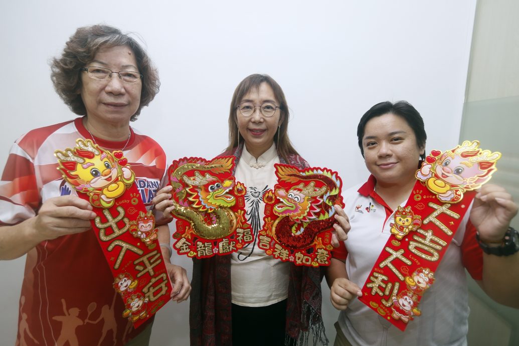 大都会/新年特稿-属龙的女人,郭素沁和助理