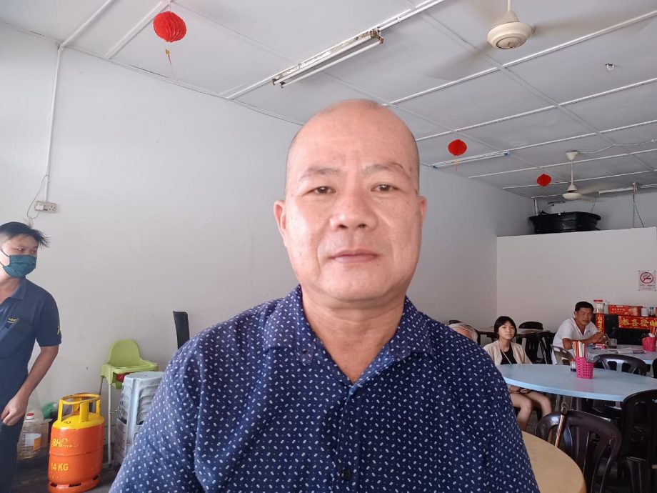 大都会/蕉赖9哩新村受高架天桥工程征地的店屋和屋子已拆毁，冲击商业活动