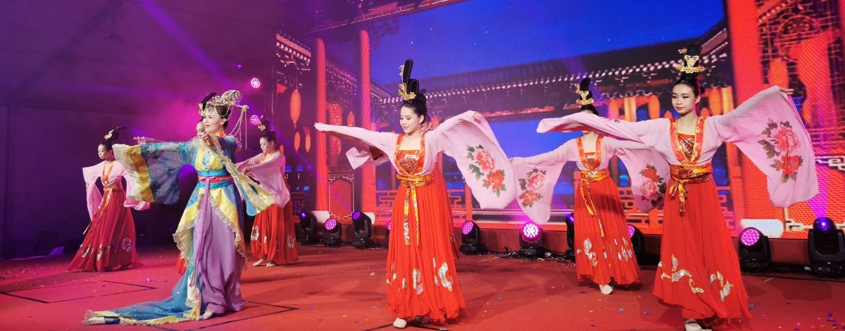 大都会：《筹募巴生区发展华小工委会活动基金》晚宴