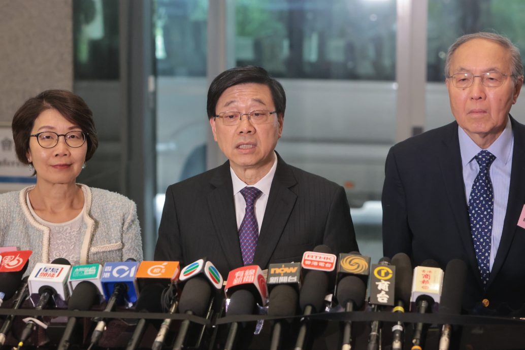 天下事 夏宝龙访港 下午晤40商会代表 李家超 : 中央对香港光明前景充满信心