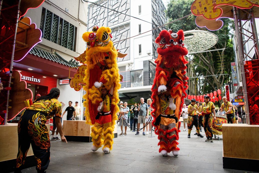天下事主文∕AI春节新玩法 数字男友成反催婚神器