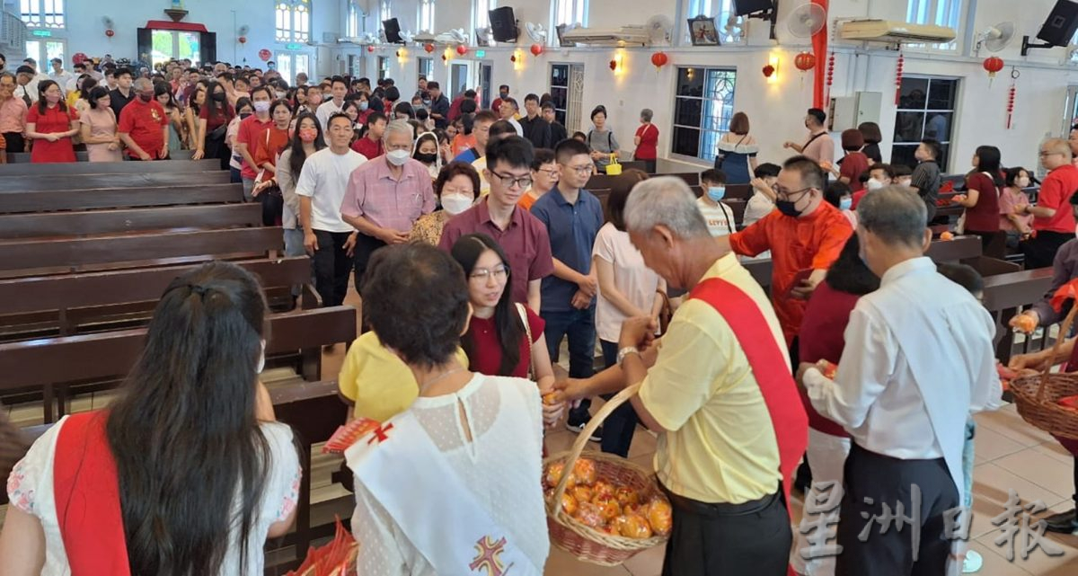 太平圣雷士天主堂  年初一办新百分百 弥撒感恩祭