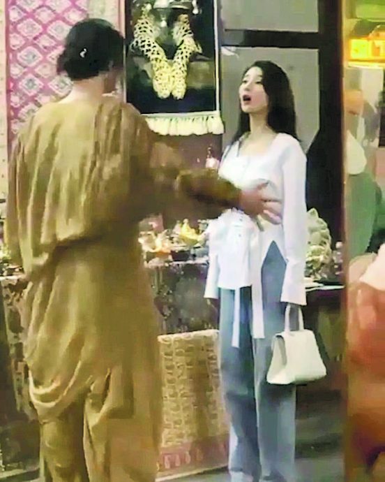 宋仲基客串《泪之女王》 宋慧乔甘为秀智抬轿