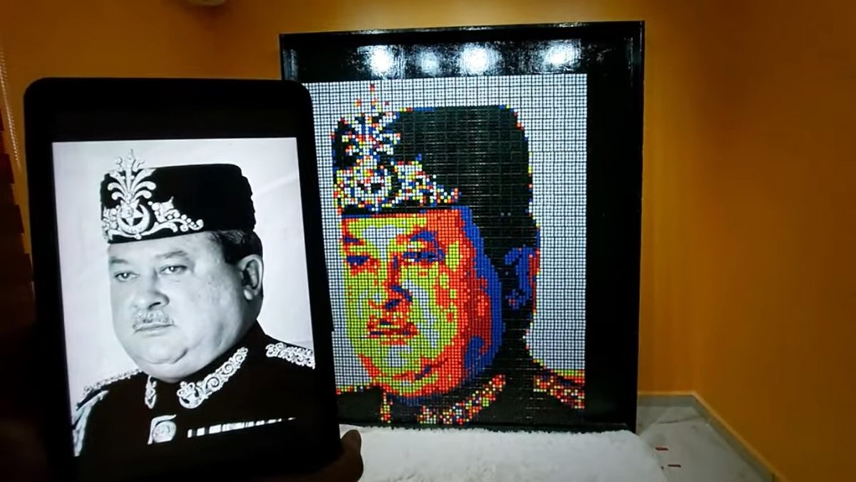 男子用魔术方块打造元首肖像马赛克艺术墙