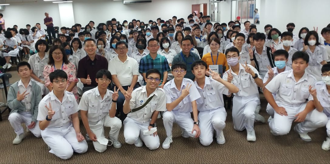 **已签发**全国：返校勉励学弟妹，纪家葵：坚守“不忘初心、牢记使命”科学家精神