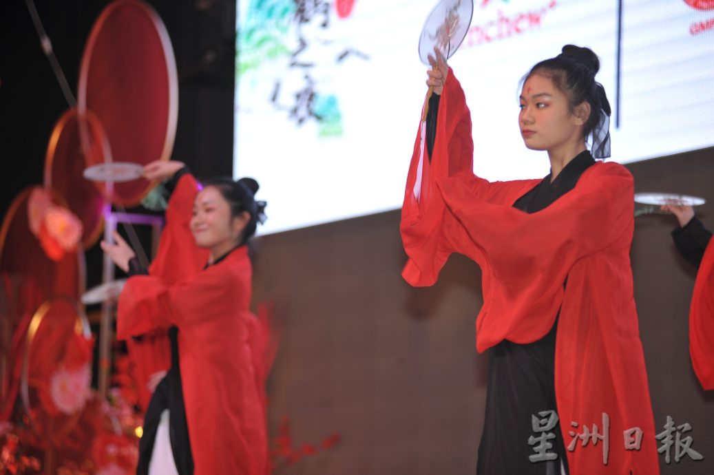 **已签发**柔：封面：麻松鹤之夜圆满落幕 199老宝宝享天伦乐