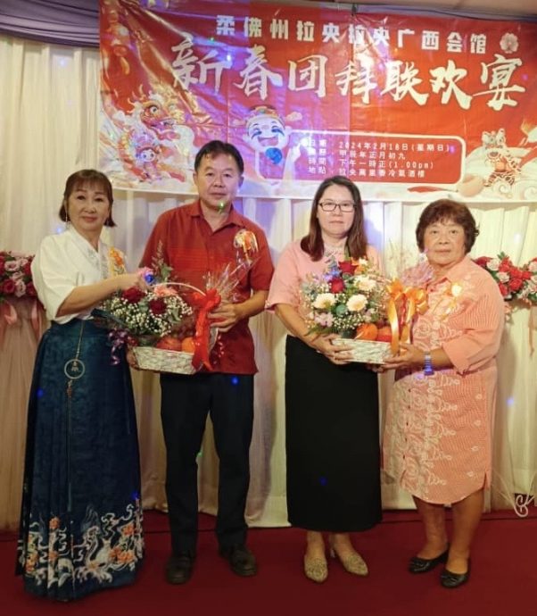 **已签发**柔:梁小琴:马中免签乃历史性突破 吁政府积极推广