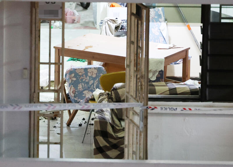 *已签发*柔:狮城二三事:狮城男子涉家中放火 见邻来救反锁门