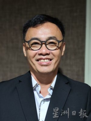 **已签发**柔:第三版头条:新山直飞海南海口包机服务424启航