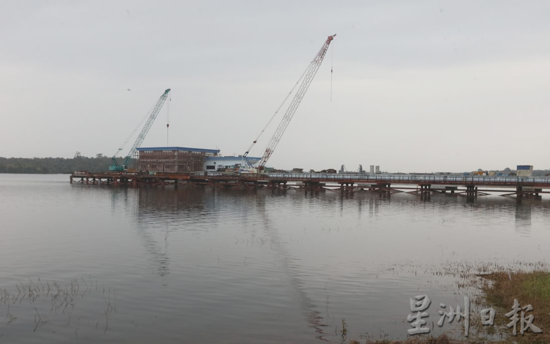 **已签发**柔：第三版头条：简化程序加资金投入，大臣：今年设一站式投资中心