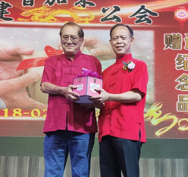 **已签发**柔:陈汶喜:集中资源联办新春团拜,对昔加末是好事