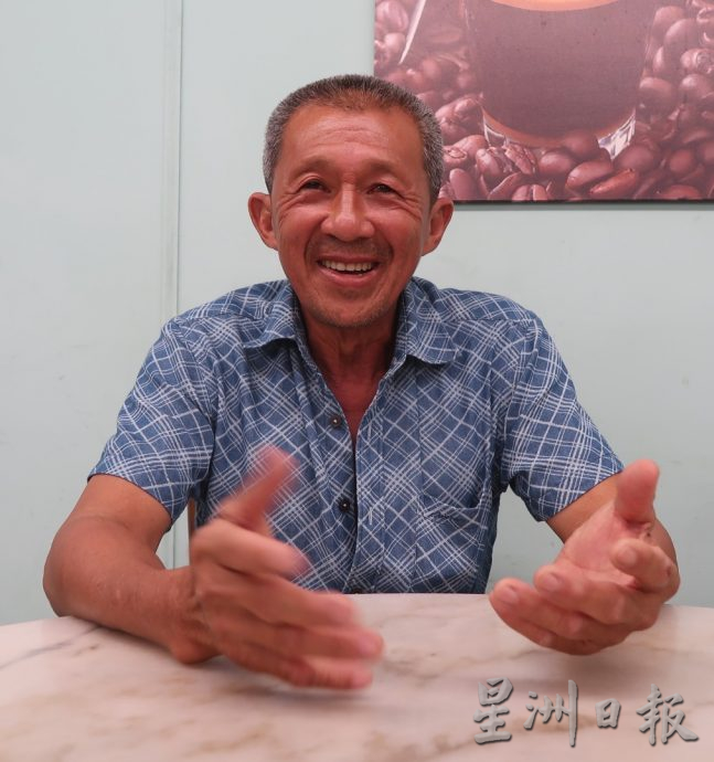 **已签发（21日12pm发布）**柔︰封底：【善心美事】（2月22日刊）︰利民达 Very Good 先生，新村办节庆派送小食