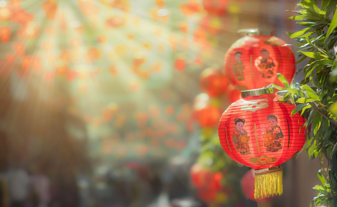 建议8日见报－城人小说——年初二回娘家／小芷／叶芷琼 YEAP ZHI QIONG／881106-08-5130／iceyeap88@gmail.com／0825-0005284-52-7 （CIMB BANK）