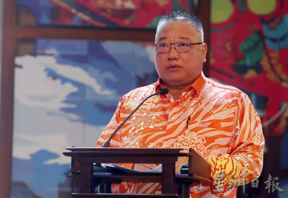 张庆信证实旅游促进局总监被免职 “因他无法表现”