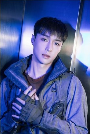 张艺兴赵露思莫名爆绯闻 工作室澄清:捕风捉影