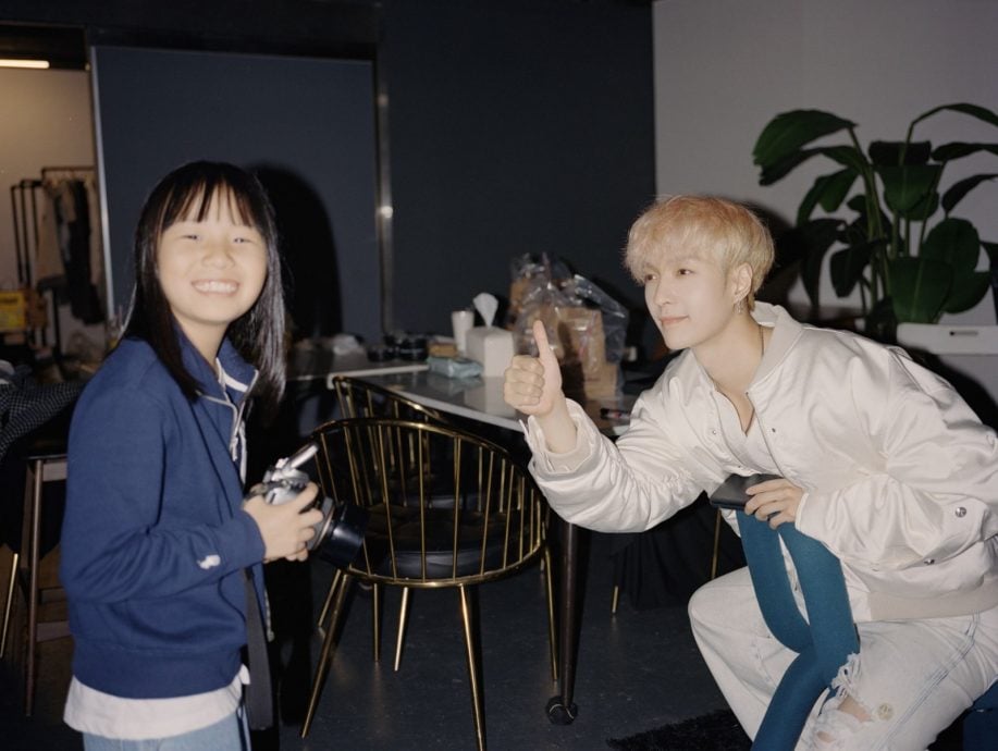 拼盘 中国九岁女孩摄影师 捕捉大咖真实一瞥