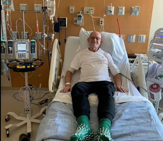 拼盘 加州男子在骨髓移植后 同时治愈血癌和爱滋病