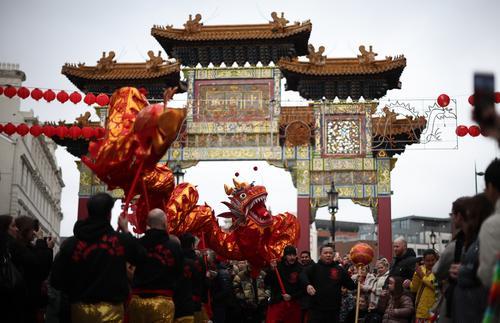 拼盘 未签 英国利物浦舞龙庆春节