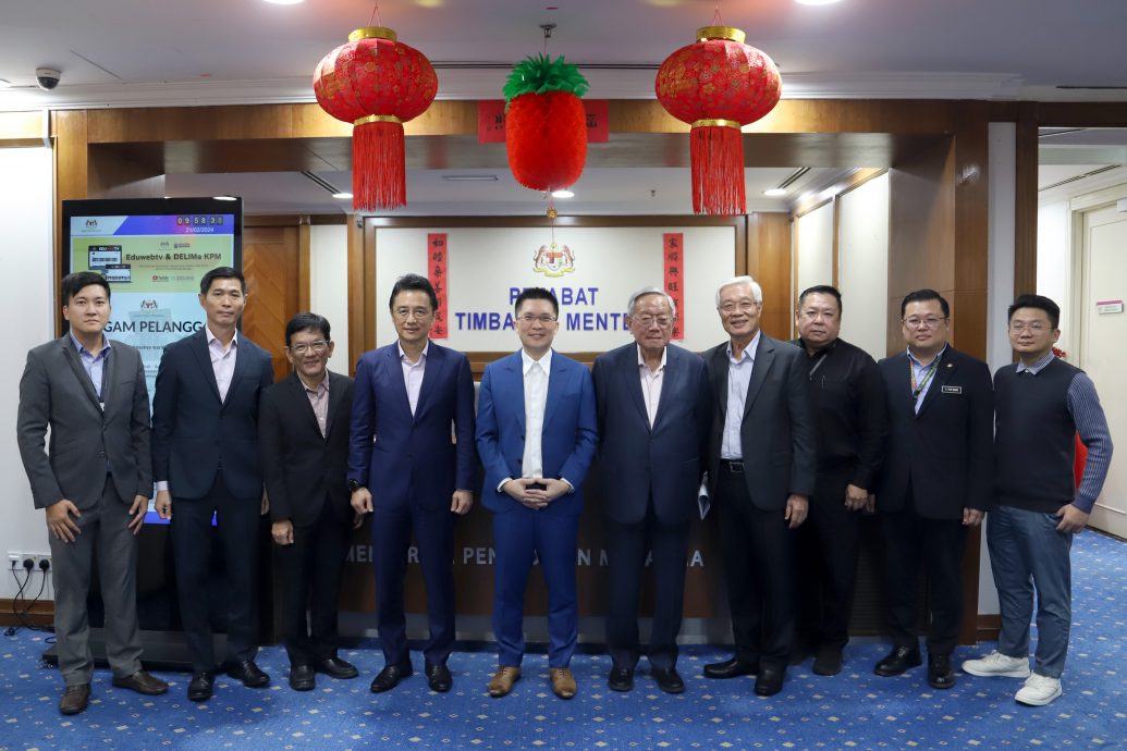 教育部副部长黄家和会见雪州4所新华小发展商