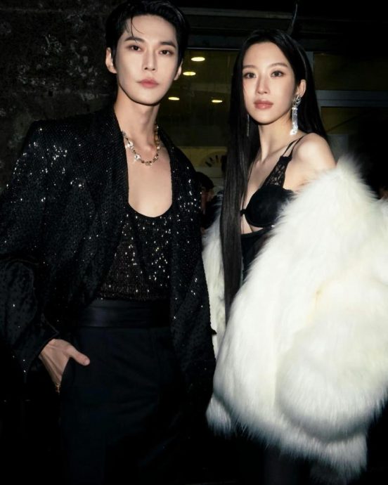 文佳煐辣穿内衣Look亮相 NCT道英绅士脱外套护花