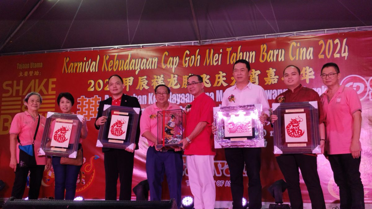 文协霹分会元宵嘉年华 气氛热闹欢腾