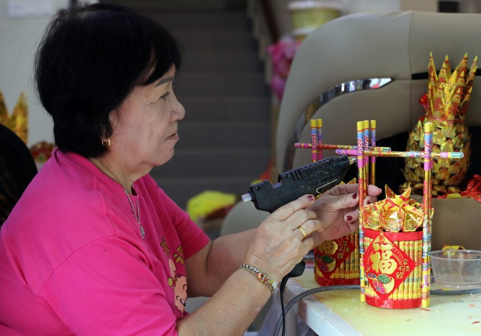 新年特稿/“金黄梨”迎龙年！