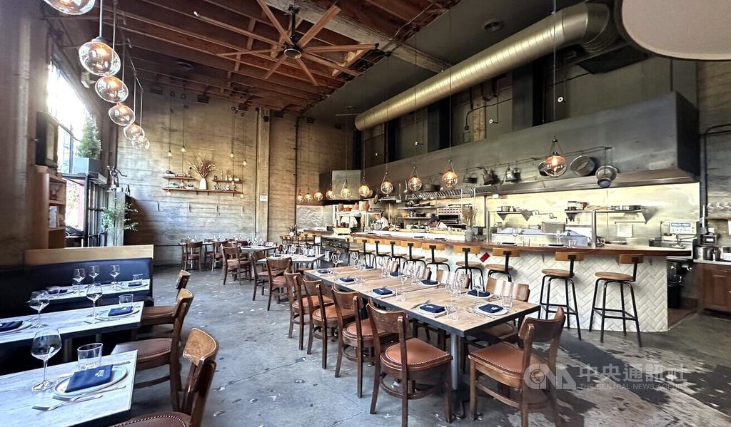 旧金山百年媒体打造全新餐厅推荐机器人 吃得出文化