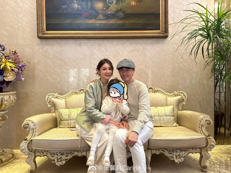 晒出游照酸民围攻 林峰被嫌老张馨月泳装挨嘲