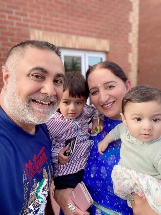 晒婚纱照庆结婚34周年 53岁乔宝宝苏格兰弄孙为乐