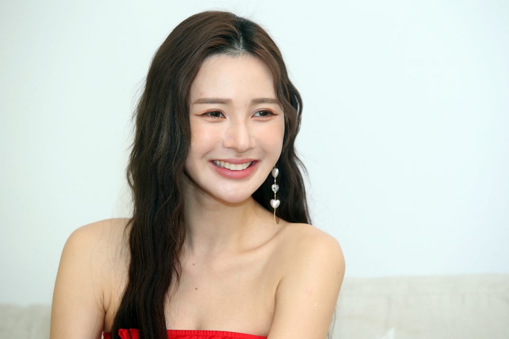 李佩玲黄诗棋 “龙”重登场