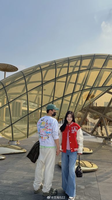 杜淳老婆情人节放闪  遭恶评“啥时离婚”怒回呛5字