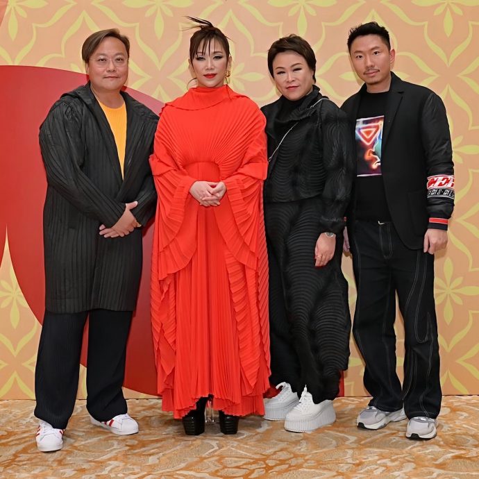 林忆莲复出演唱形象崩坏？　网民惊呼：接受不到