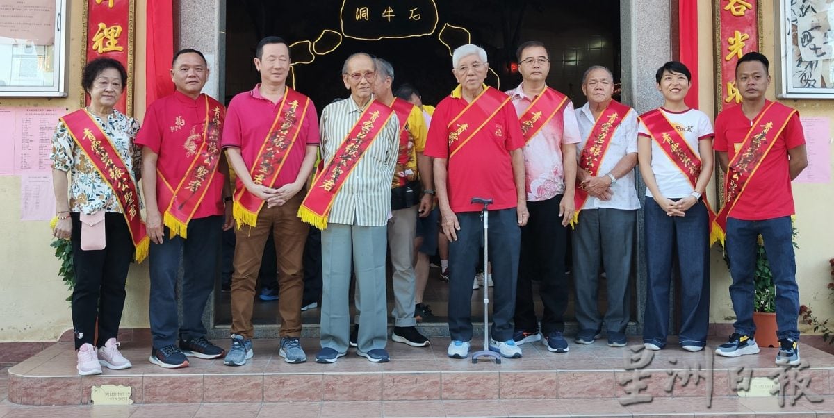 柔︰陈孟通︰续办青云岩游神活动 发扬神庙庆典文化