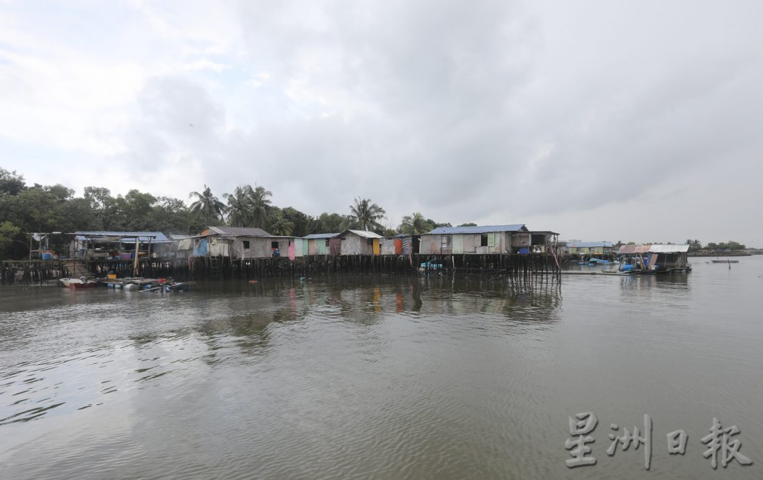 柔：【这些人那些事】： 发展洪流渔村味变调  直落爪哇人情味依旧