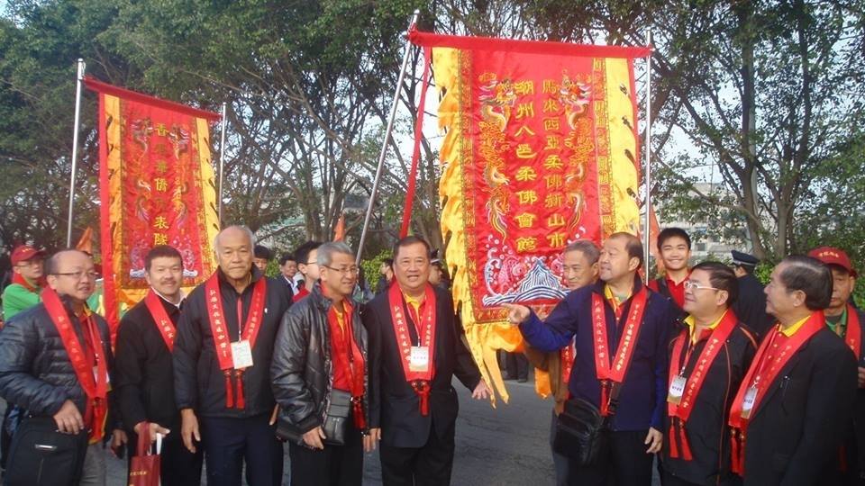 柔:专栏:新旧对照:不一样的柔佛古庙游神