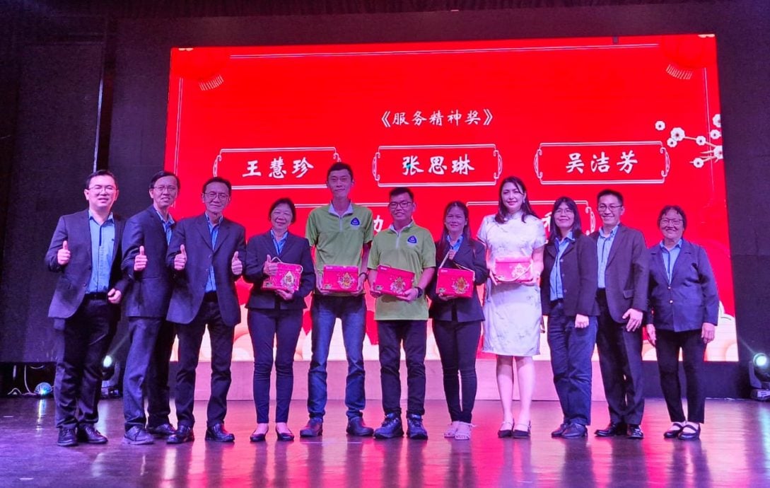 柔:新闻:章井钟:“銮中”已成功申请版权 公司不能私用“銮中”作为商标