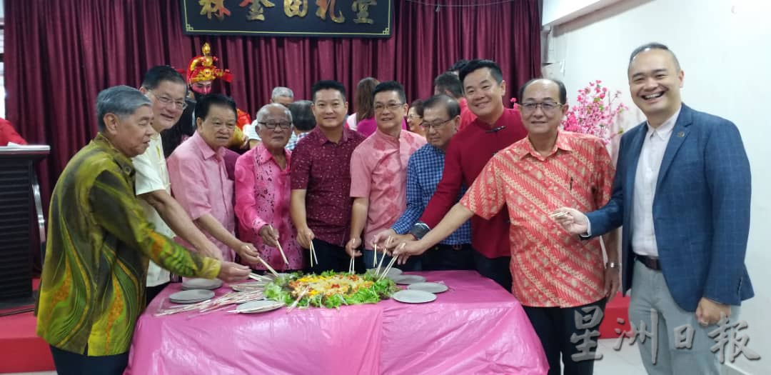 柔：版二或四：陈洺臣：传承永德家乡话与文化免失传