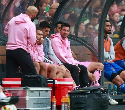 没捧“失散兄弟”梅西场 张家辉爆笑回应