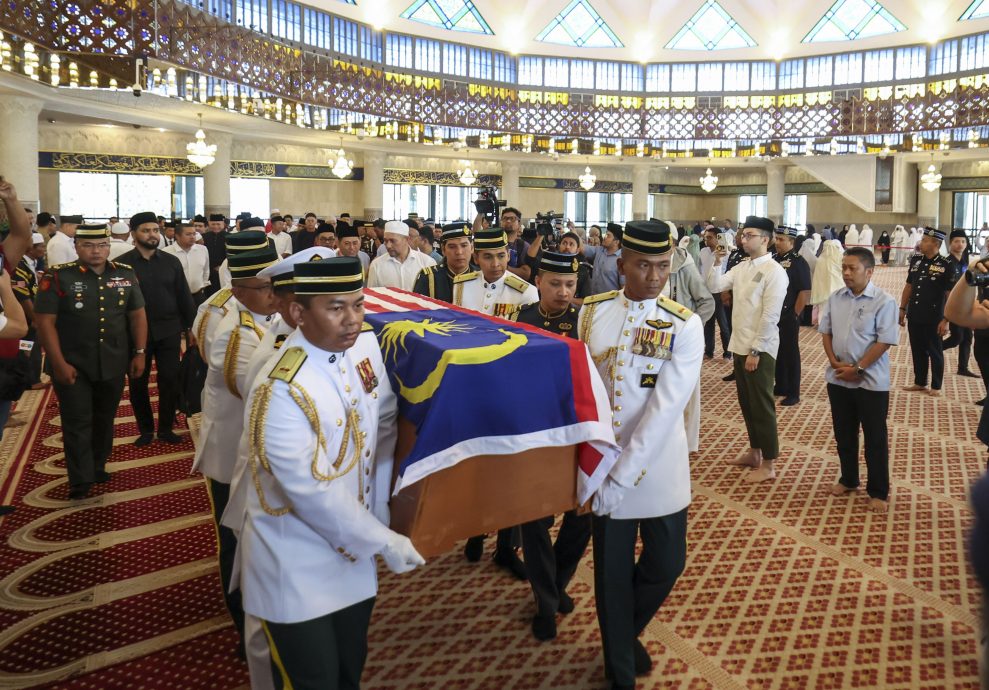 法米代表内阁向泰益玛目家人致哀