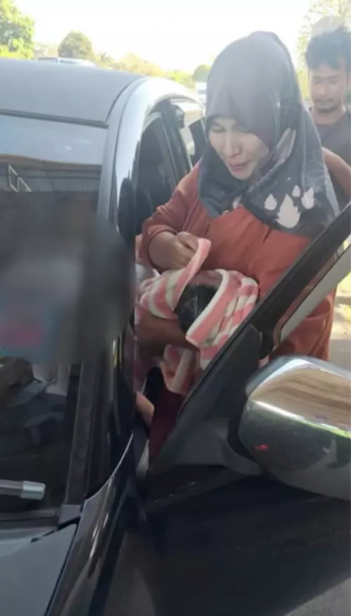 泰国女子顺利在马大道旁产女 “感谢大马警方协助！”