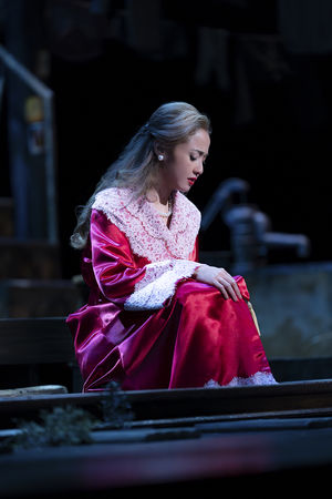 泽尻英龙华染毒消失4年 复出泪谢粉丝:未来会努力回报