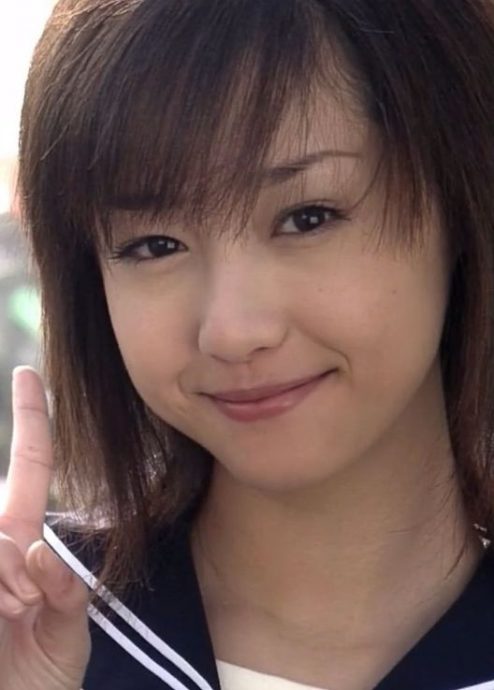 泽尻英龙华染毒消失4年 复出泪谢粉丝:未来会努力回报