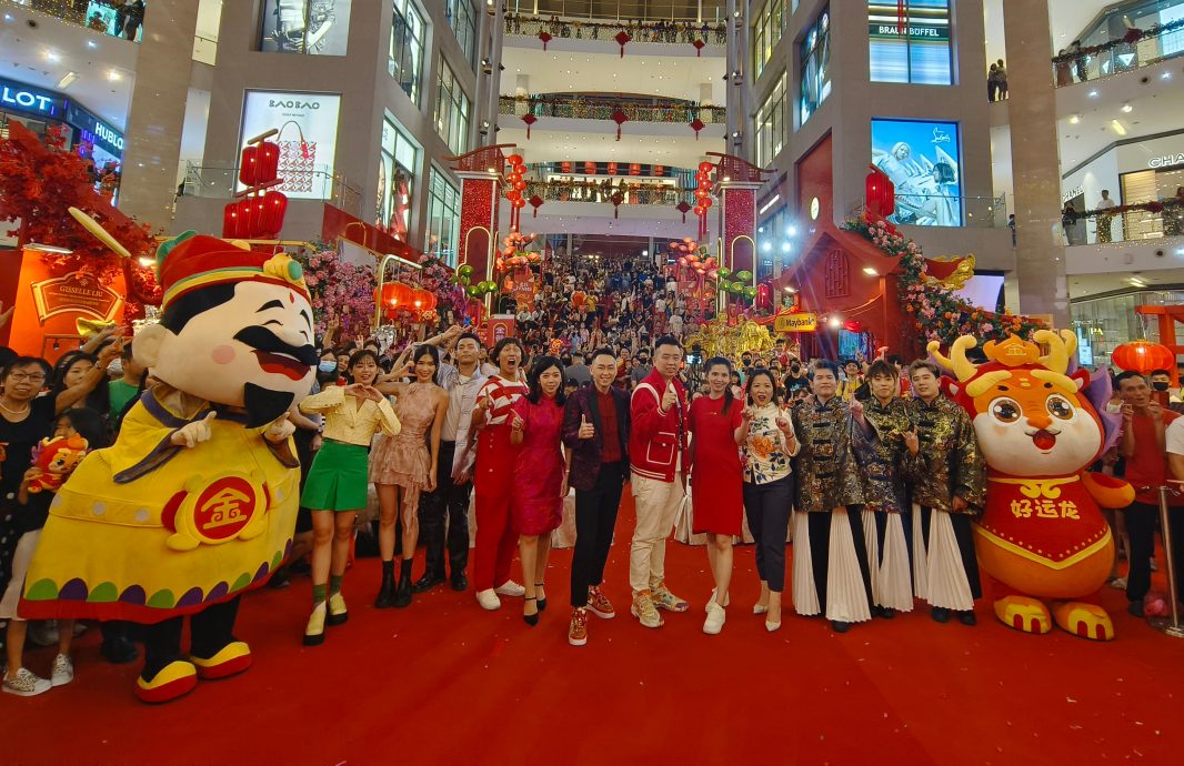 爆“暴牙菇”将开拍电影 赖宇涵喊话金爷爷赞助