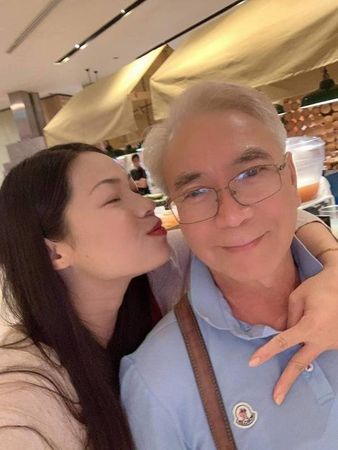 爷孙恋｜未婚妻逾期居留被捕　李龙基痛哭承诺娶定她