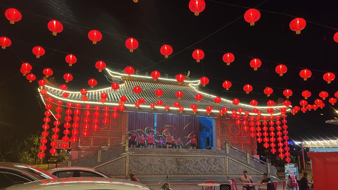 版头-大都会:10万打造7新春打卡点欢迎民众来贺年/8图