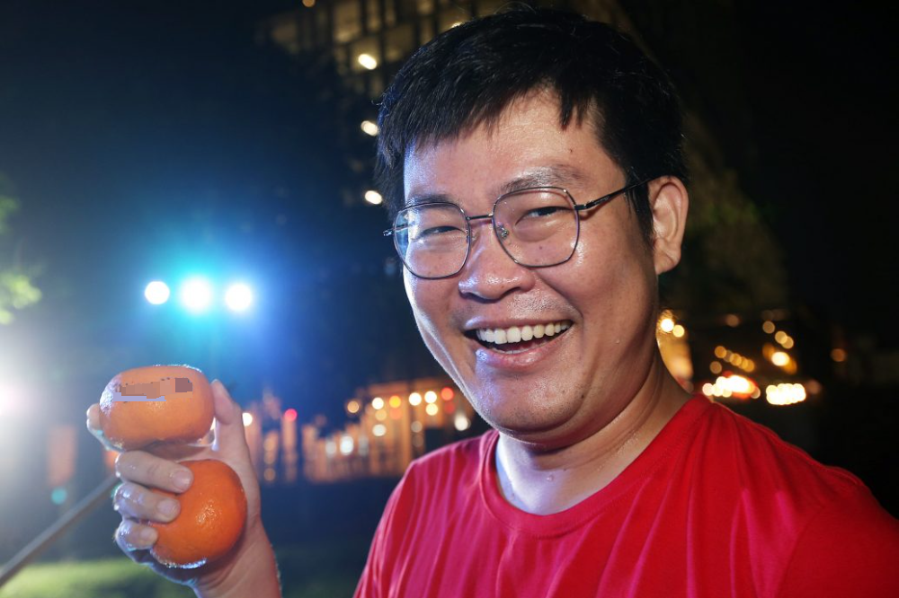 版头-大都会/莲花苑元宵节抛柑活动/15图(选下)