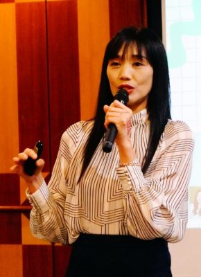 版头（大都会）本报活动，宋怡慧讲座，有配3图